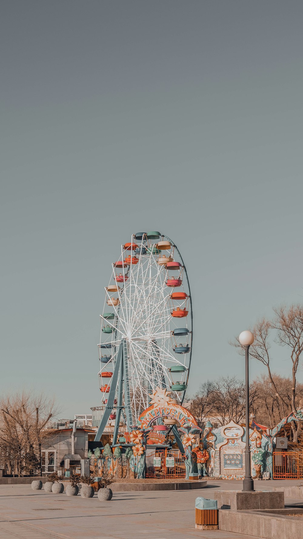 architectural photography of white ferris wheel