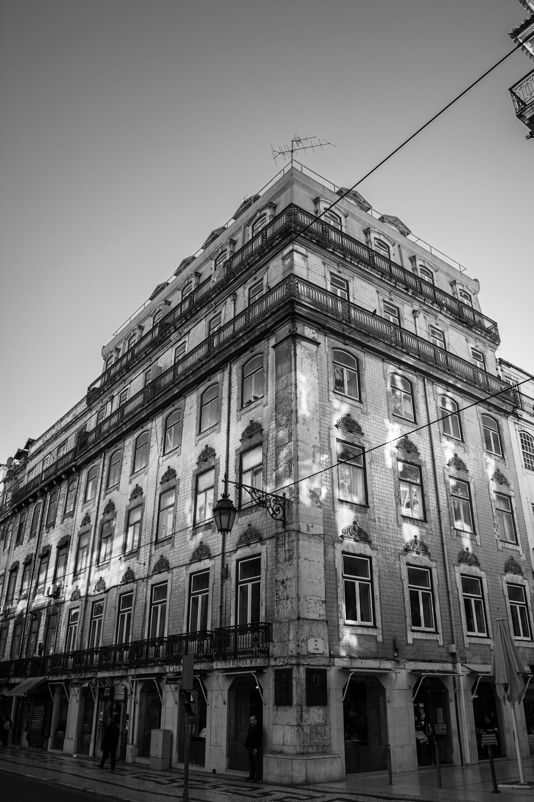 A historic building that stood the test of time in the centre of Lisbon