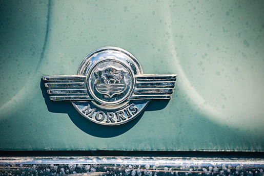 silver Morris emblem