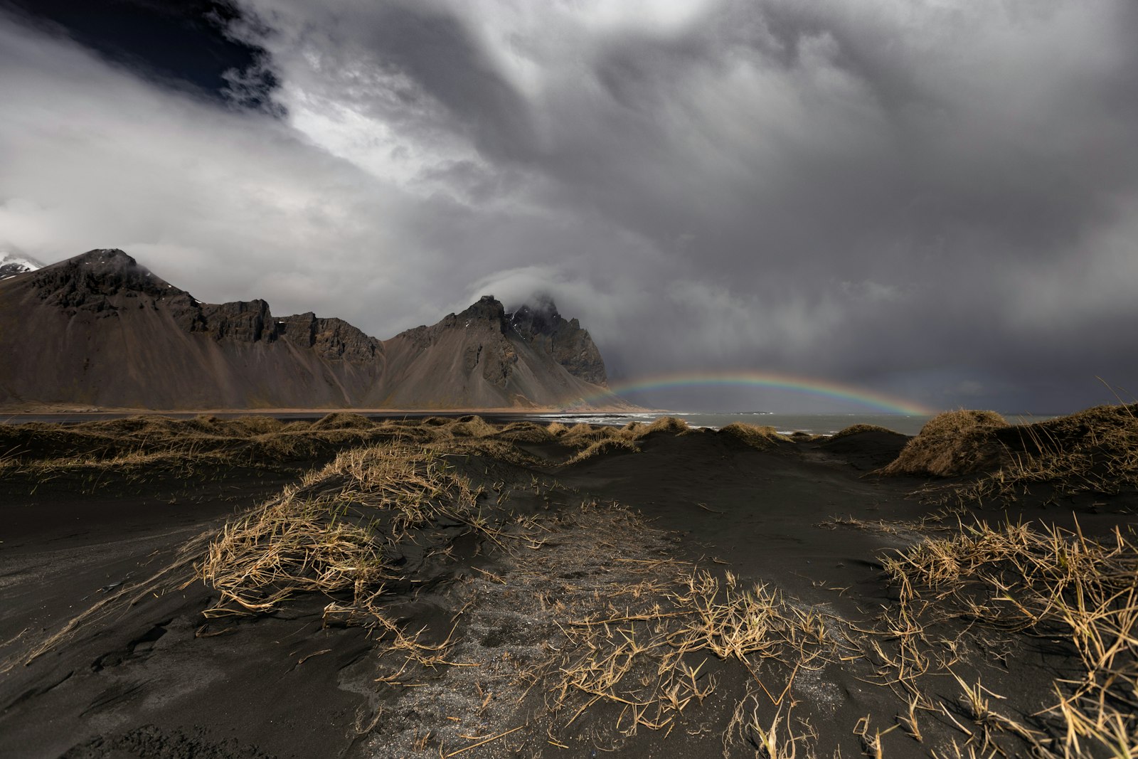 Canon EOS 5D Mark IV + Canon EF 16-35mm F2.8L II USM sample photo. Landscape photography of mountain photography