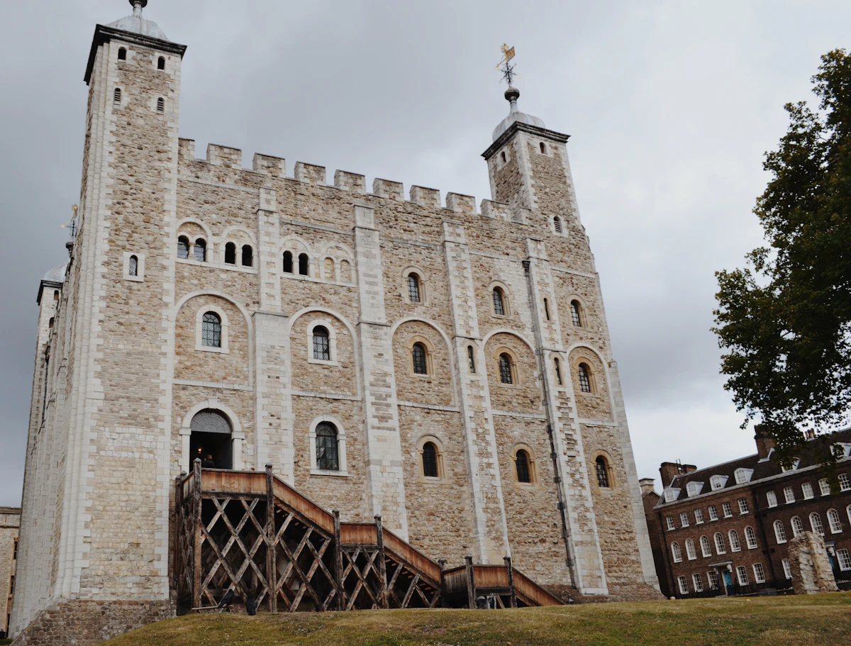 White Tower at the Tower of London with the Thames behind