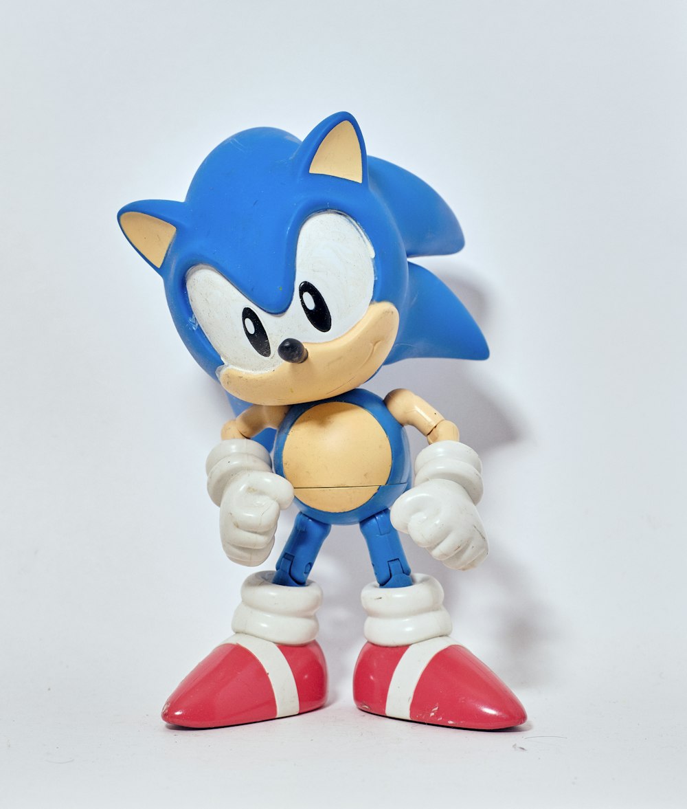 Sonic the hedgehog figurine
