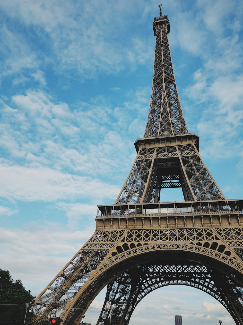 Eiffel tower during daytime