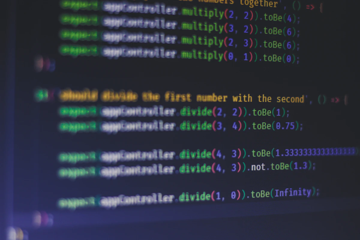 Terminal de comandos mostrando un proceso de actualización de software, ilustrando la aplicación del parche.