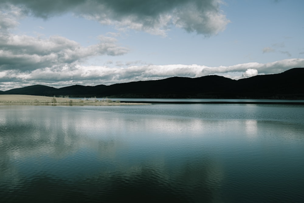 Photographie d’un plan d’eau