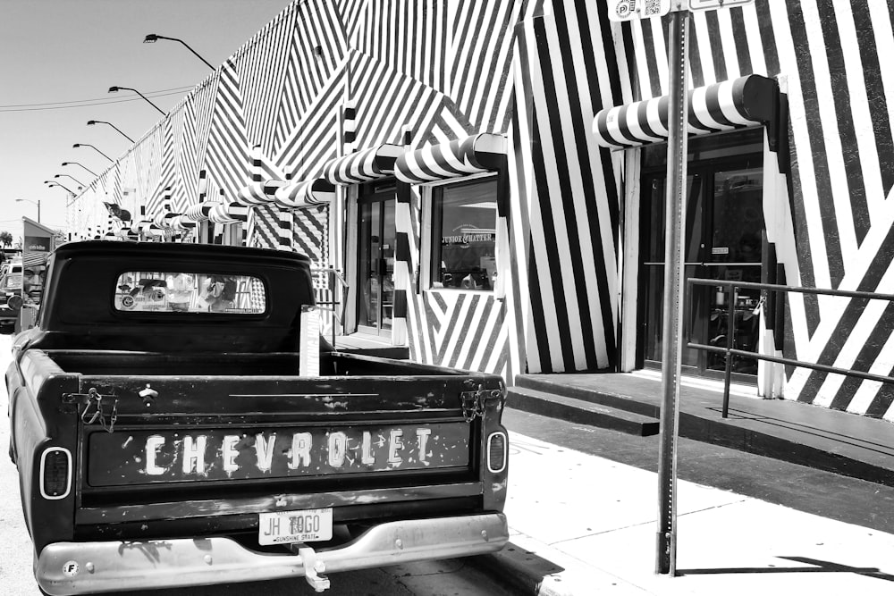 greyscale photo of pickup truck