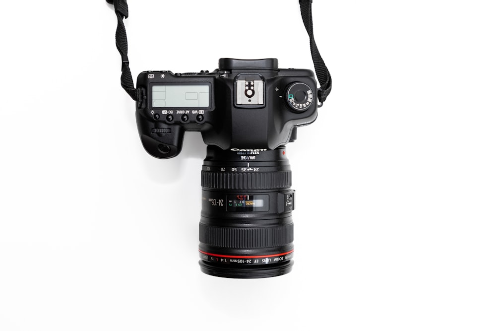 black DSLR camera