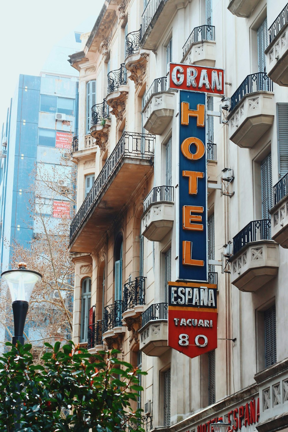 Gran Hotel Espana building during day