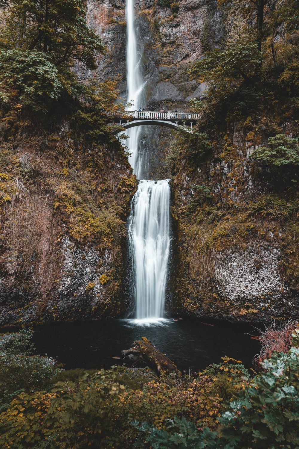 waterfalls under bridge