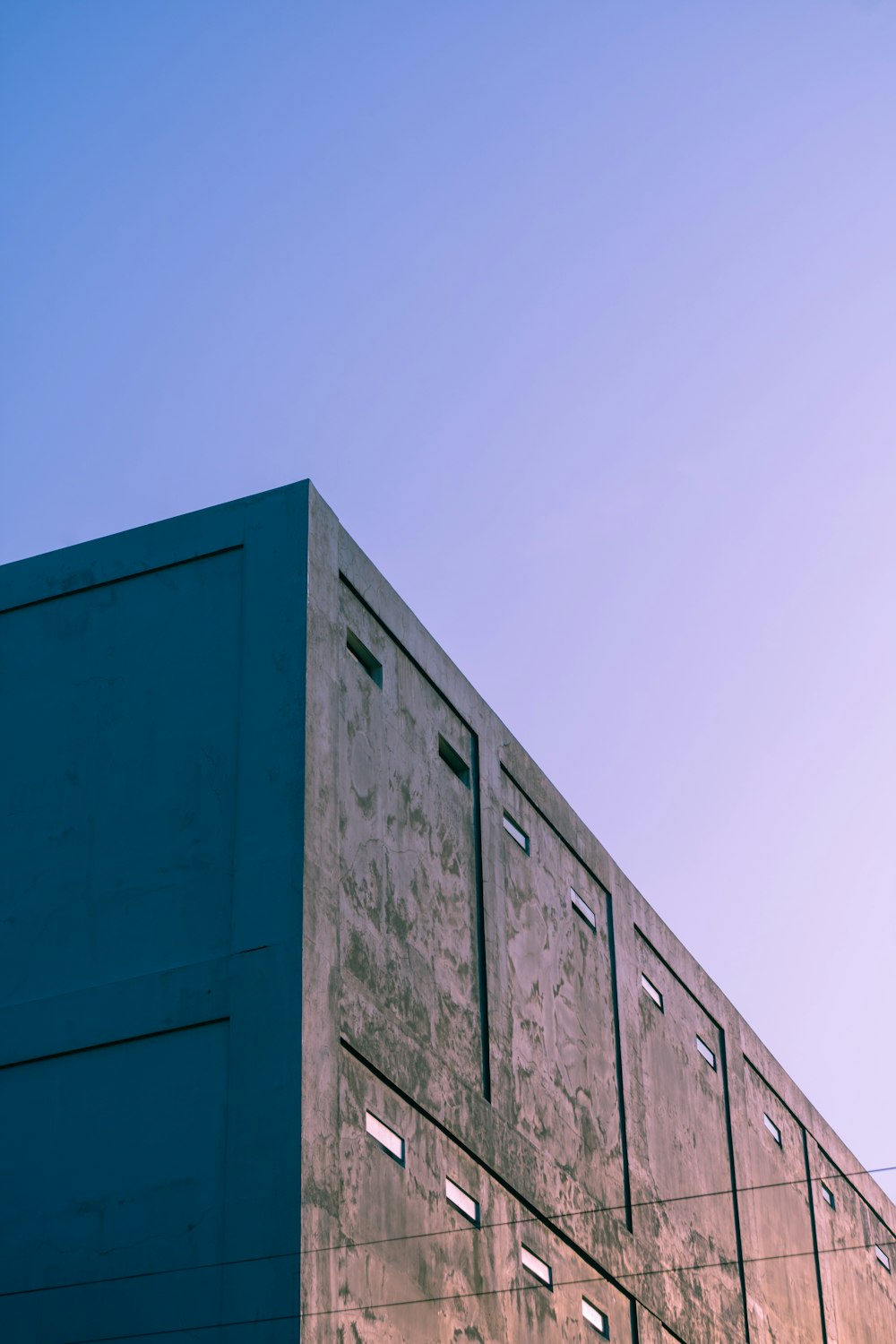 brown concrete building