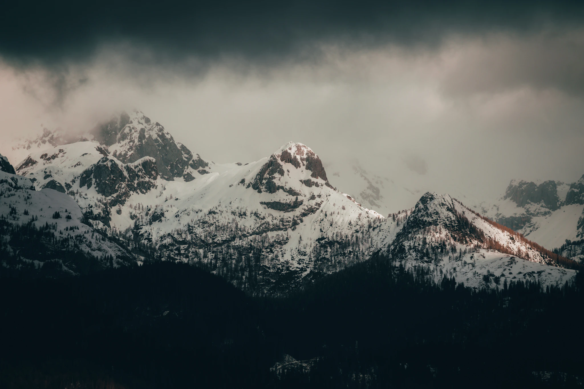 Snow-dusted peaks above Bohinj in Slovenia's Julian Alps, the backdrop to skiing Vogel