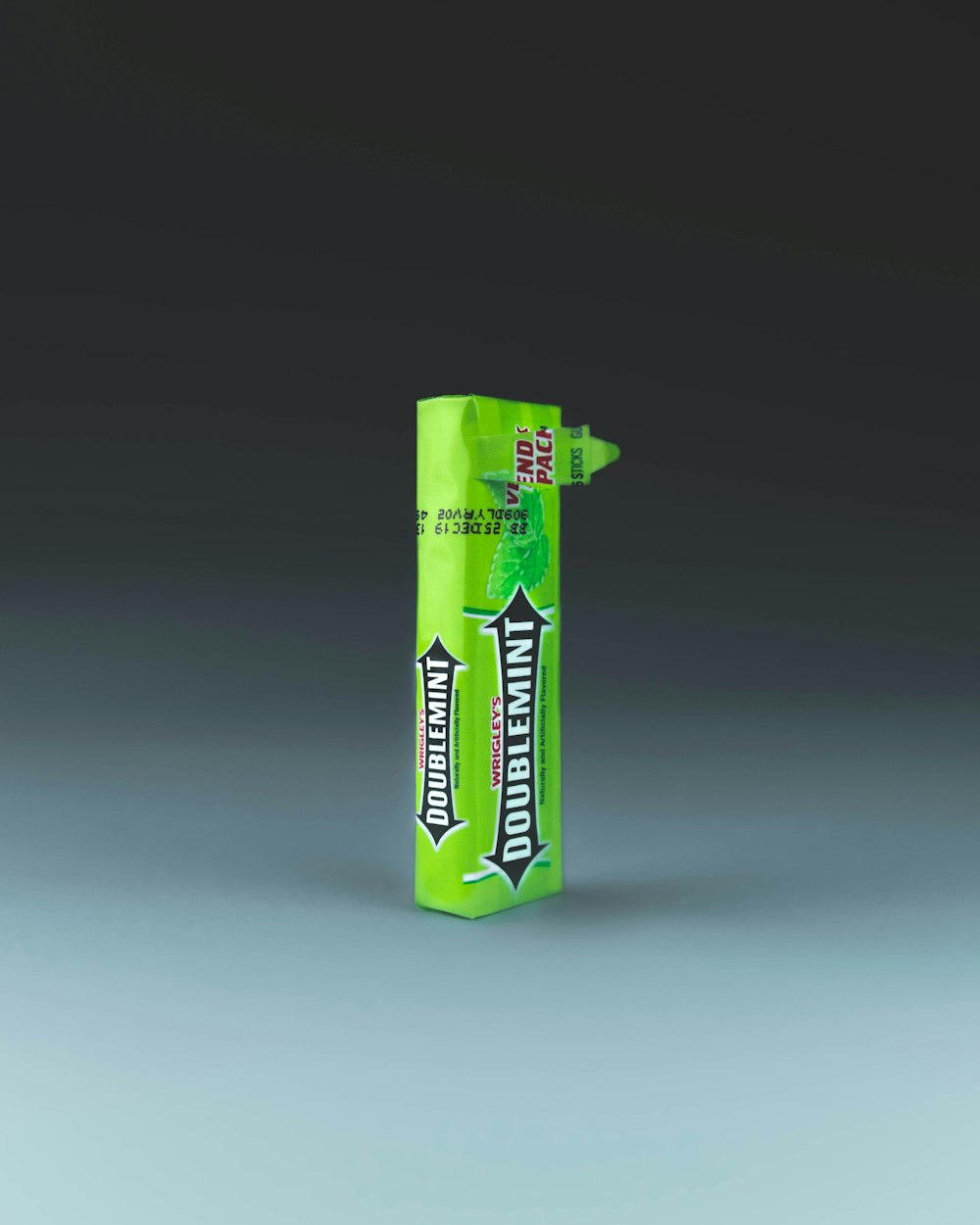 녹색 Doublemint 사탕 상자