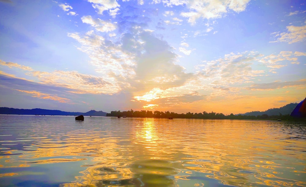 calm ocean at daytime