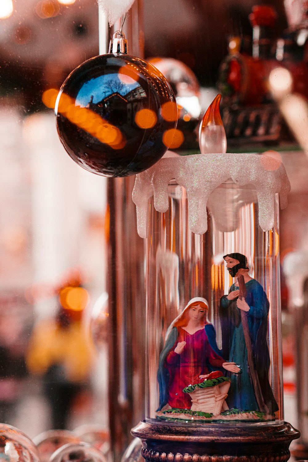 The Nativity scene candle decor