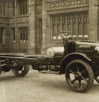 vintage 4-wheeled car