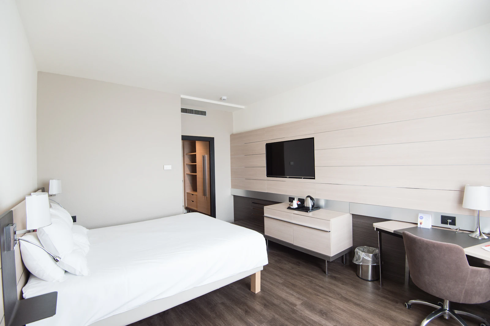 cancellation policy khách sạn