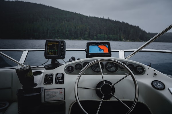 Lowrance HOOK Reveal 5