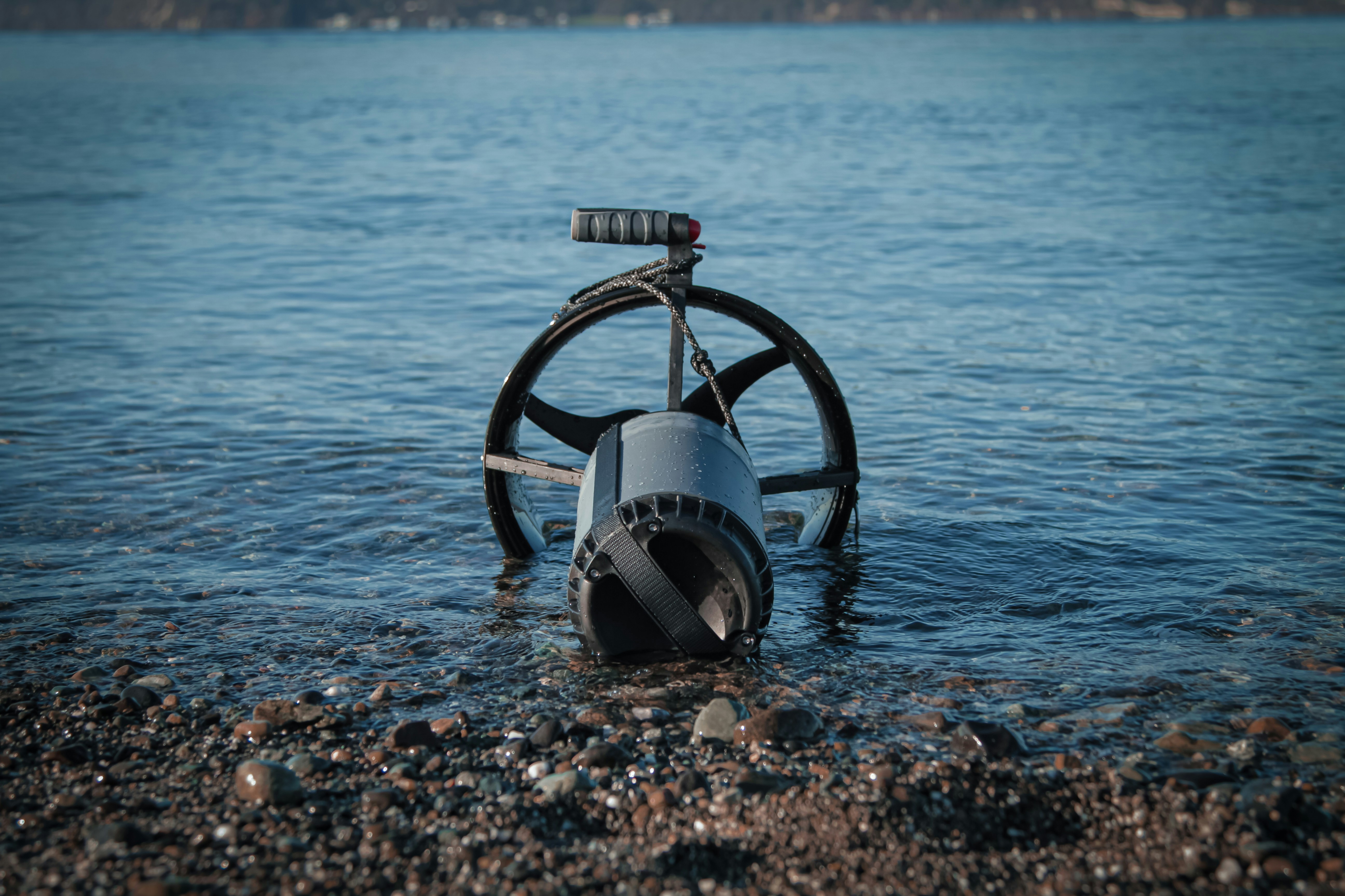 바다 위 기름 유출, 이제 로봇이 '꿀꺽' 해결해드려요