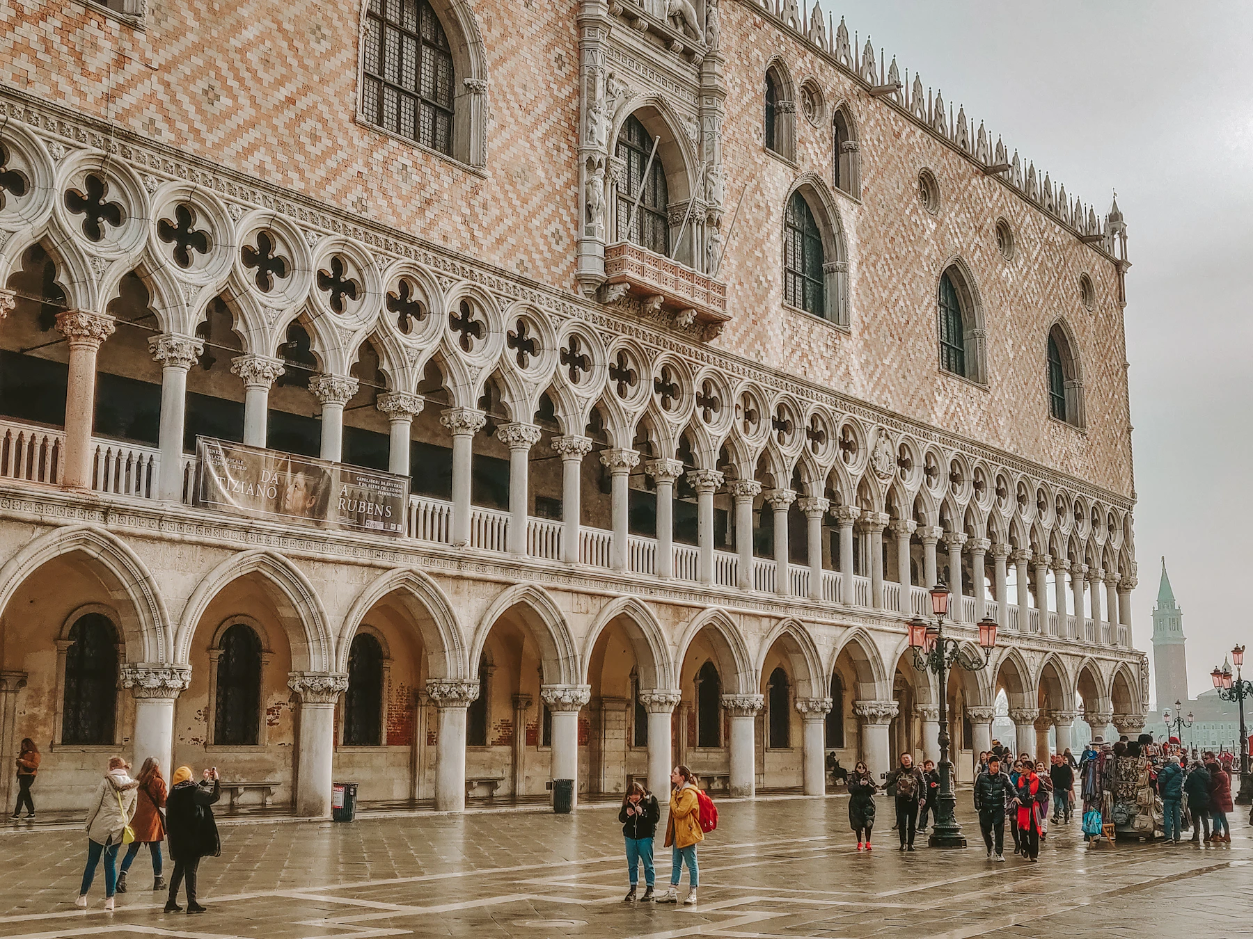 Dogenpalast Palazzo Ducale am Markusplatz in Venedig
