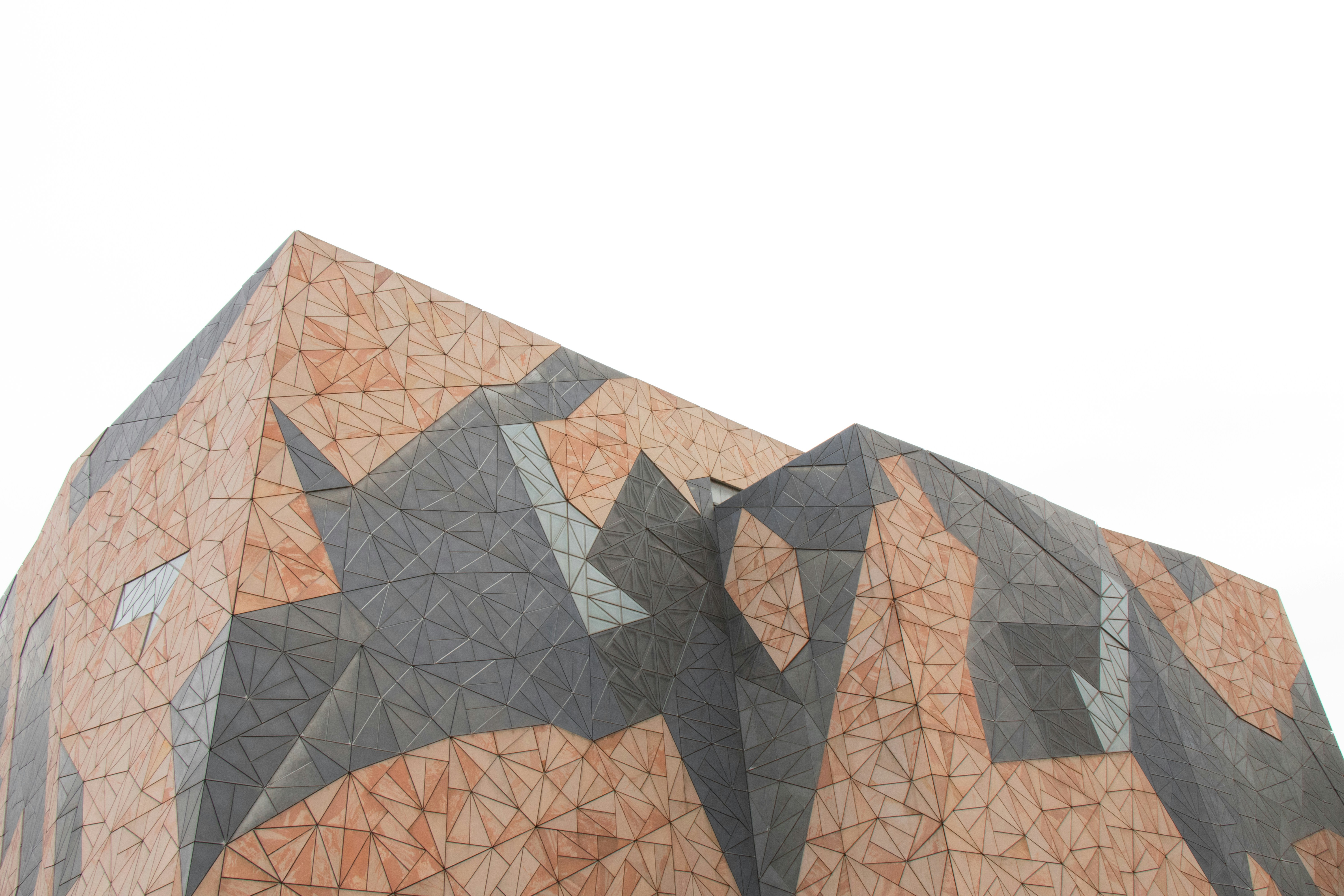 a building that has a very interesting design on it