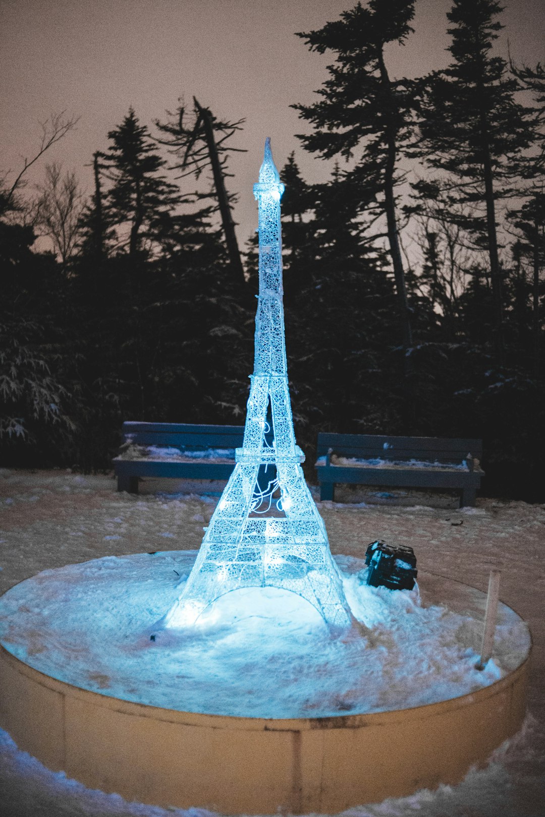 mini Eiffel Tower at night