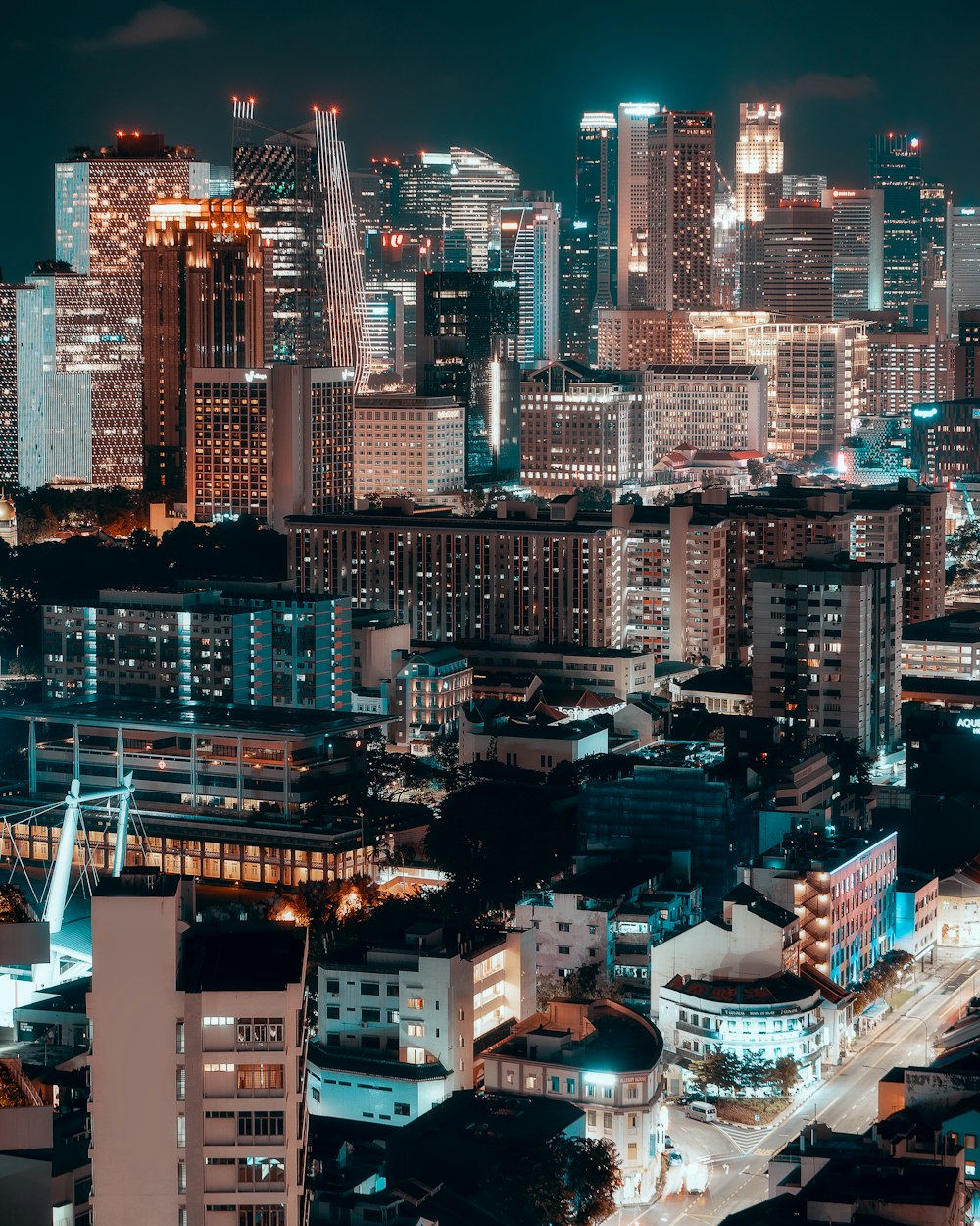 Costruzione della città di notte