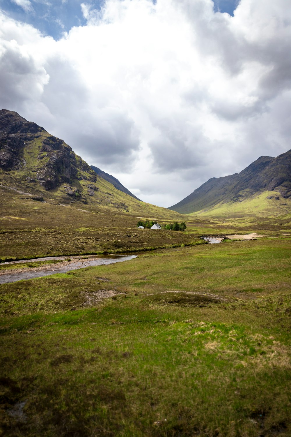 wide angle photo of mountain