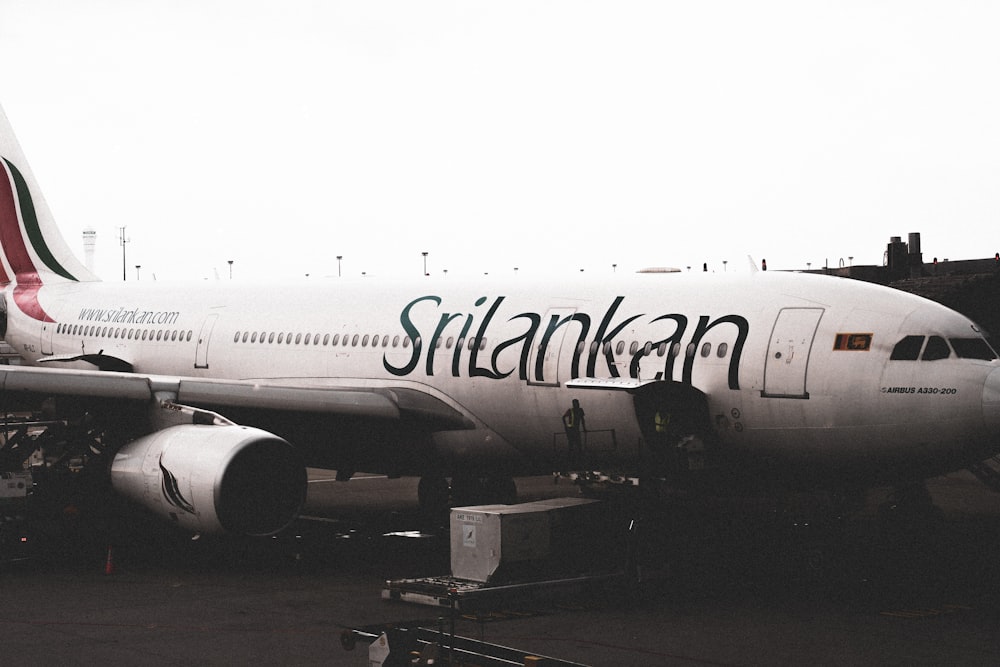 white Srilankan airplane