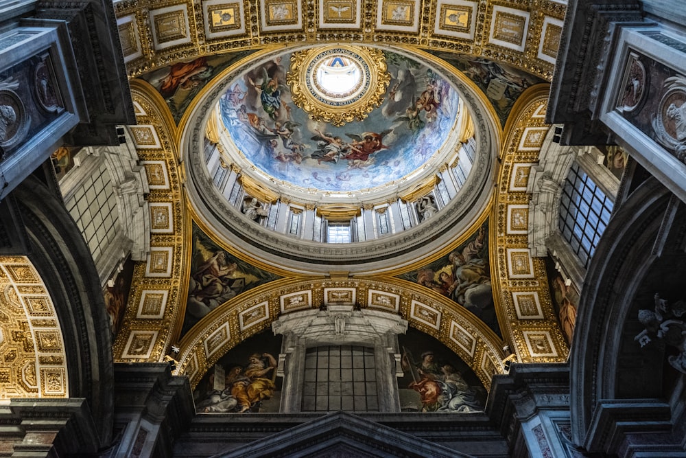 gold and black dome building