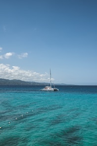 sailing boat