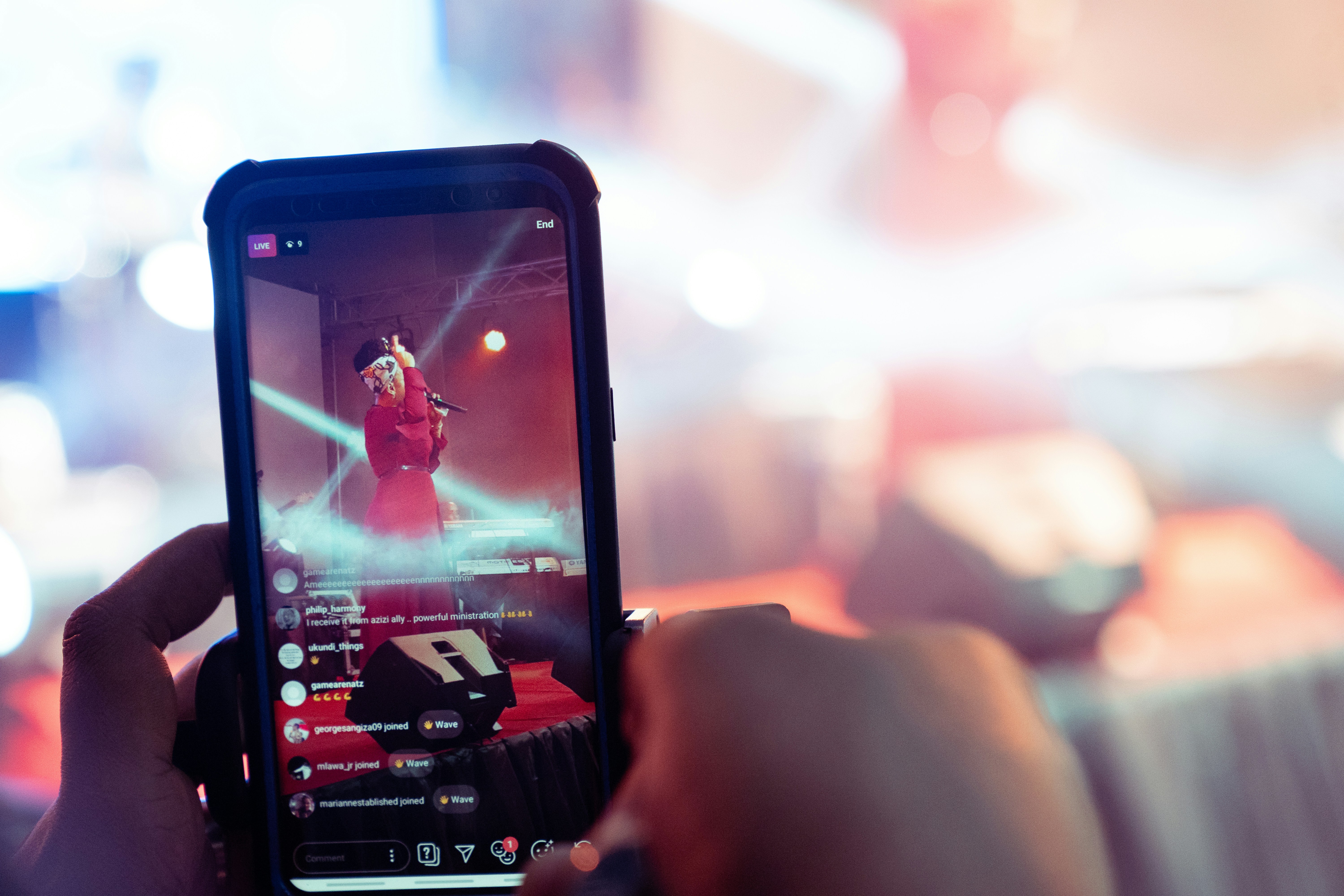 Press Send on the Setlist: How British Artists Are Letting Fans Shape the Music