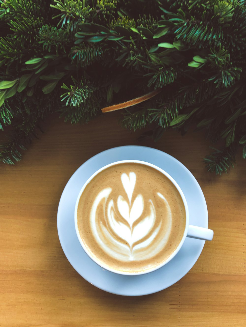 cappuccino in tazza di ceramica