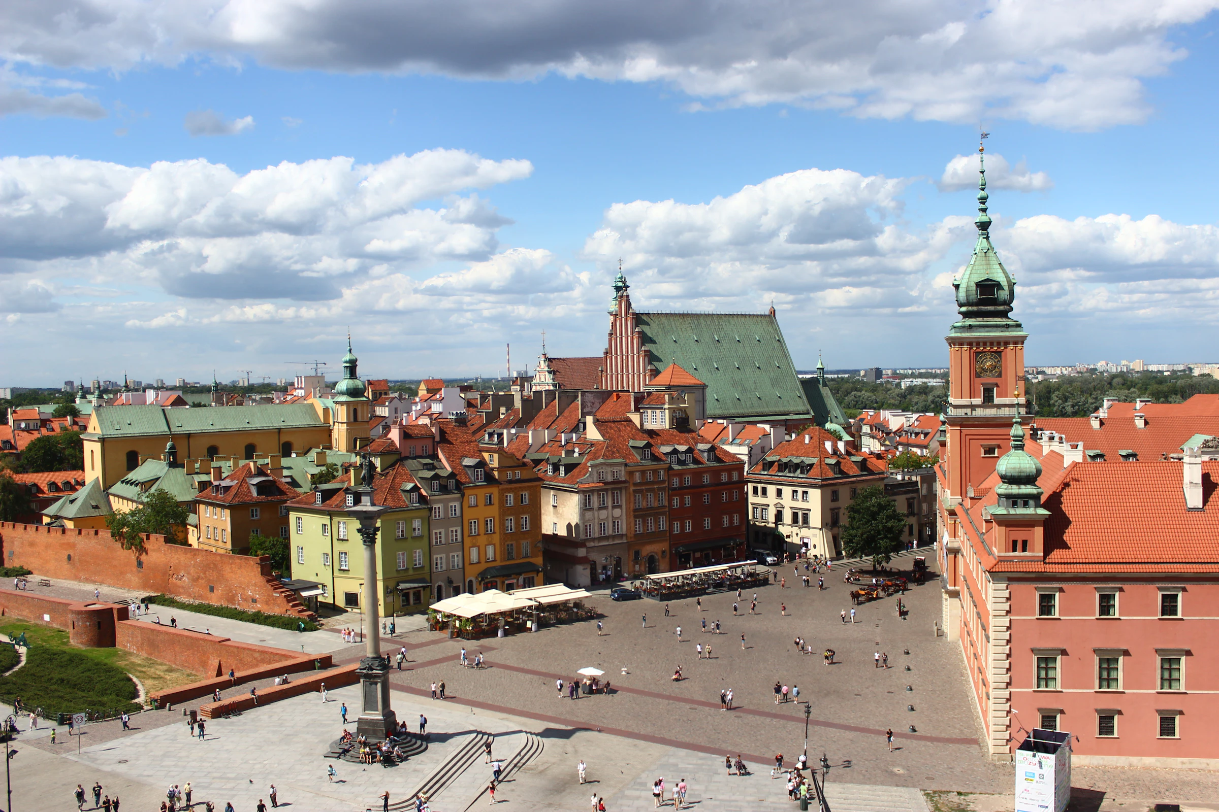 Slottet och Zygmunt-kolonnen i Warszawa, Polen