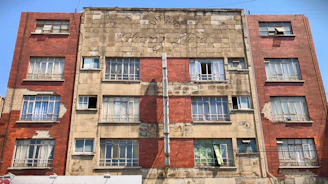 The exterior of the Luva Abogados office building in Chihuahua.