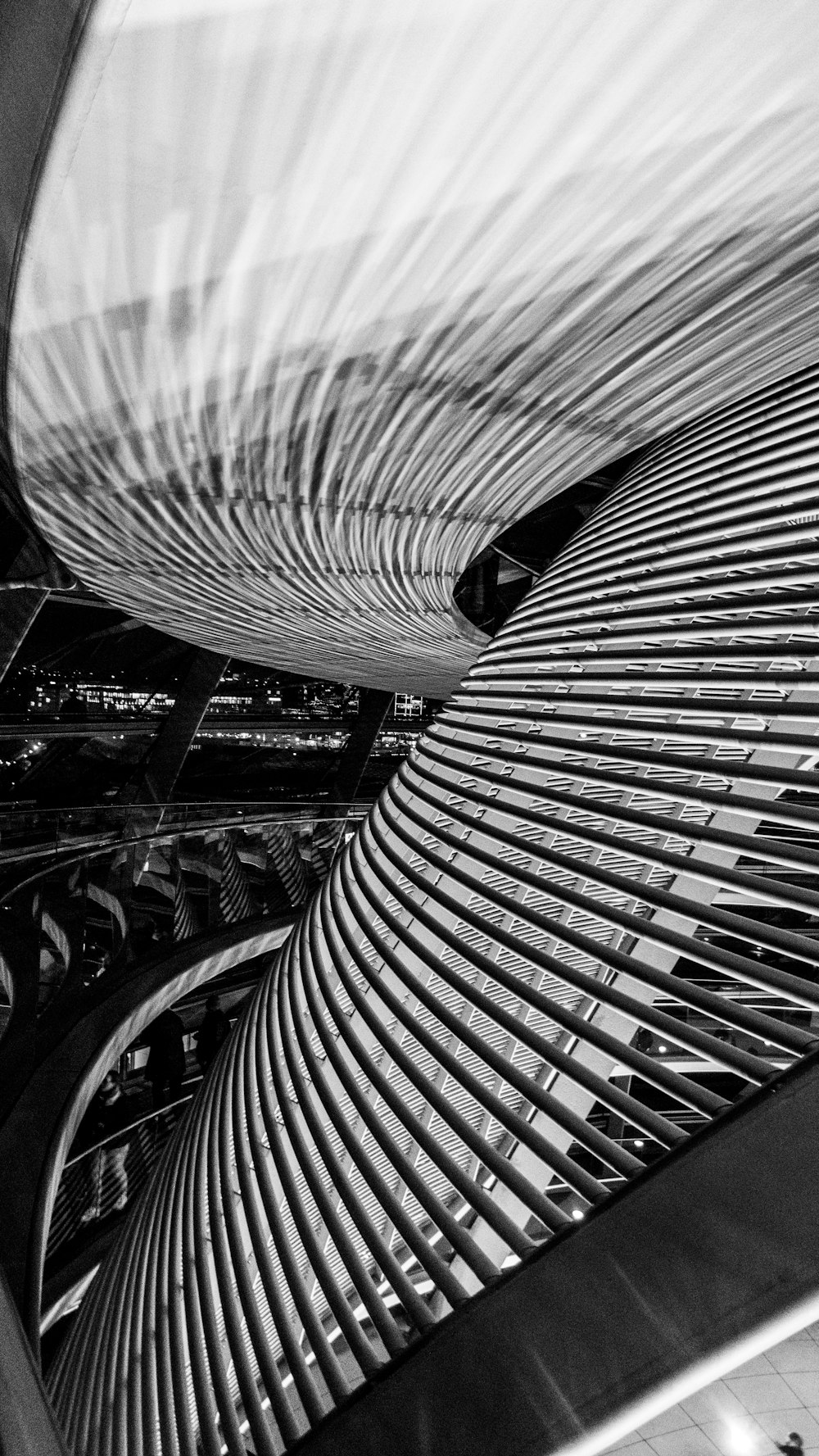 a black and white photo of a building