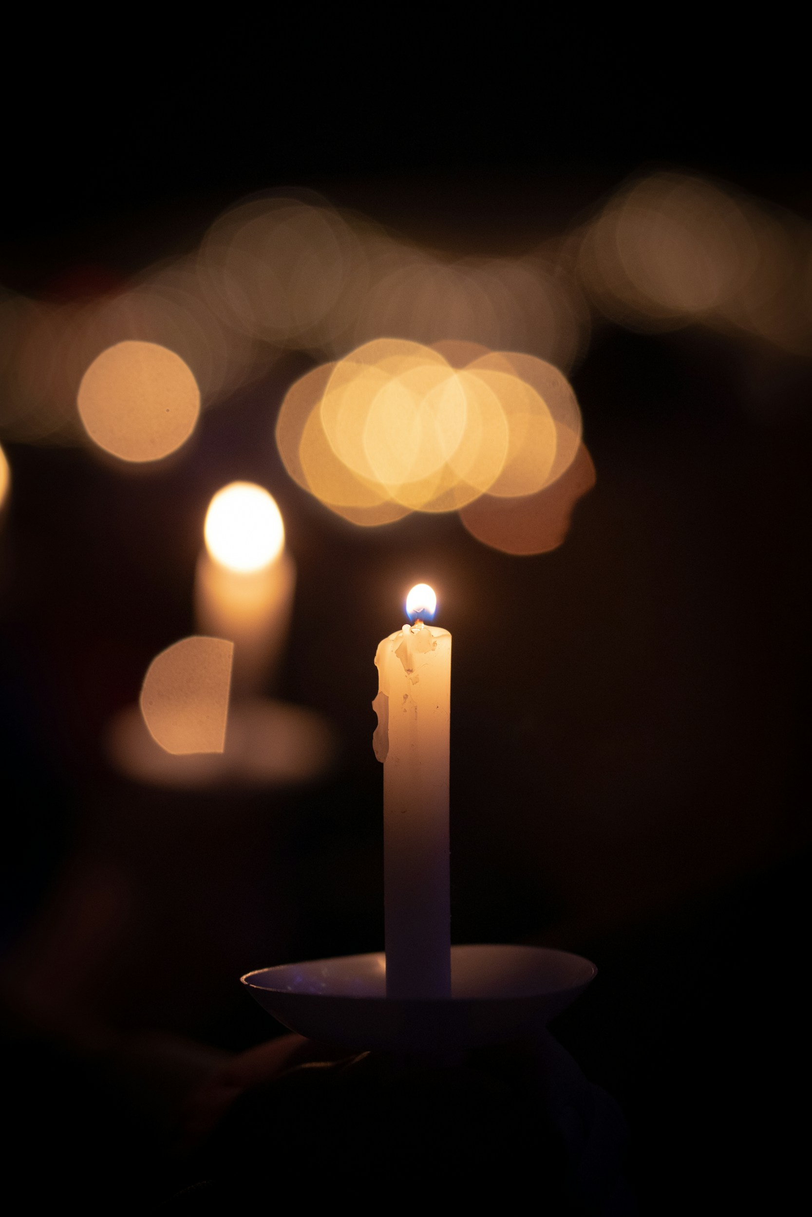candles memorial night vigil