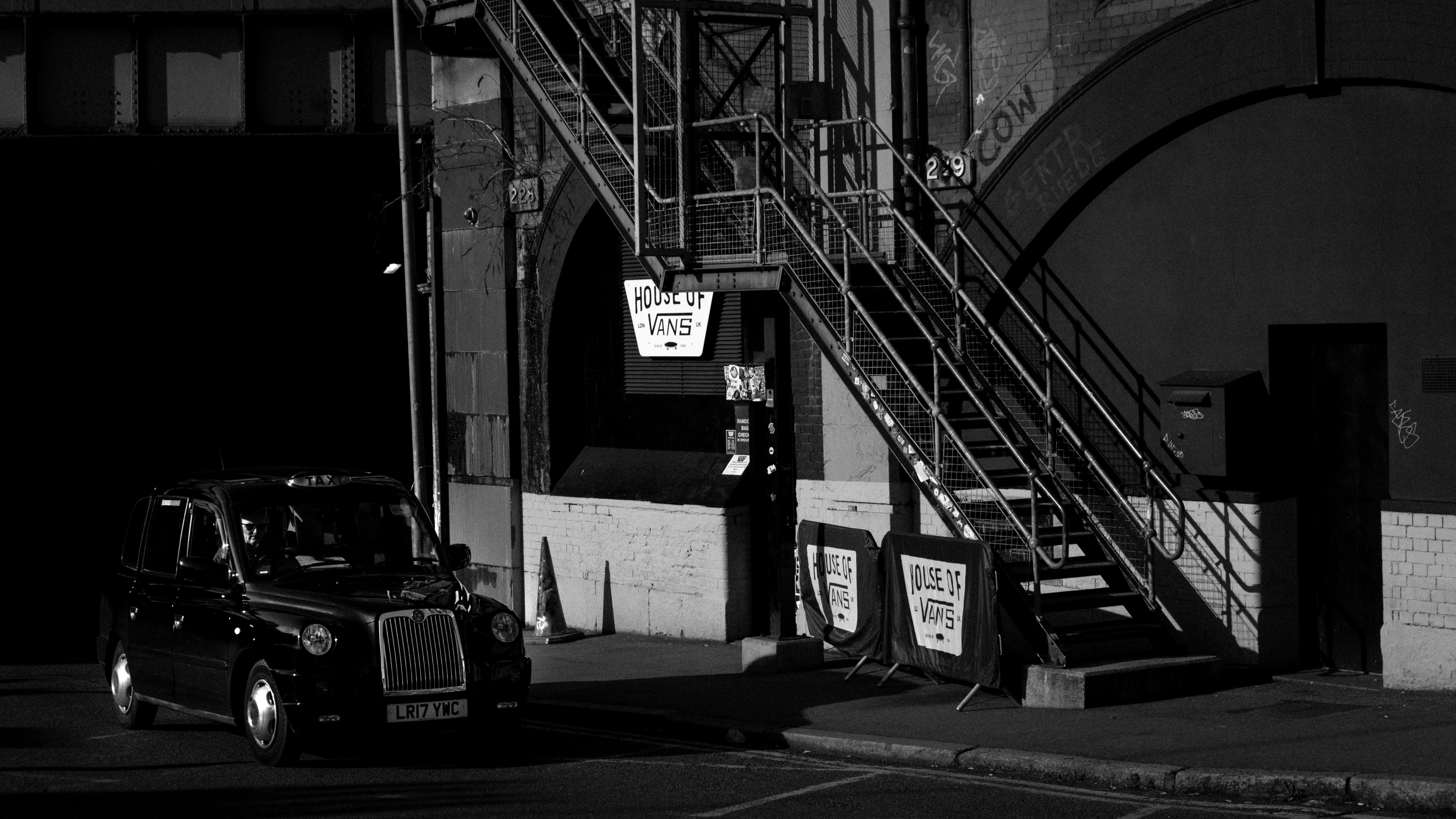 Photo by virussinside