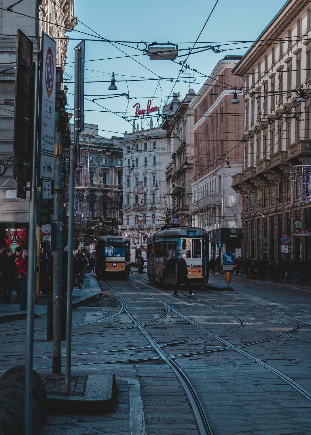 trams in city