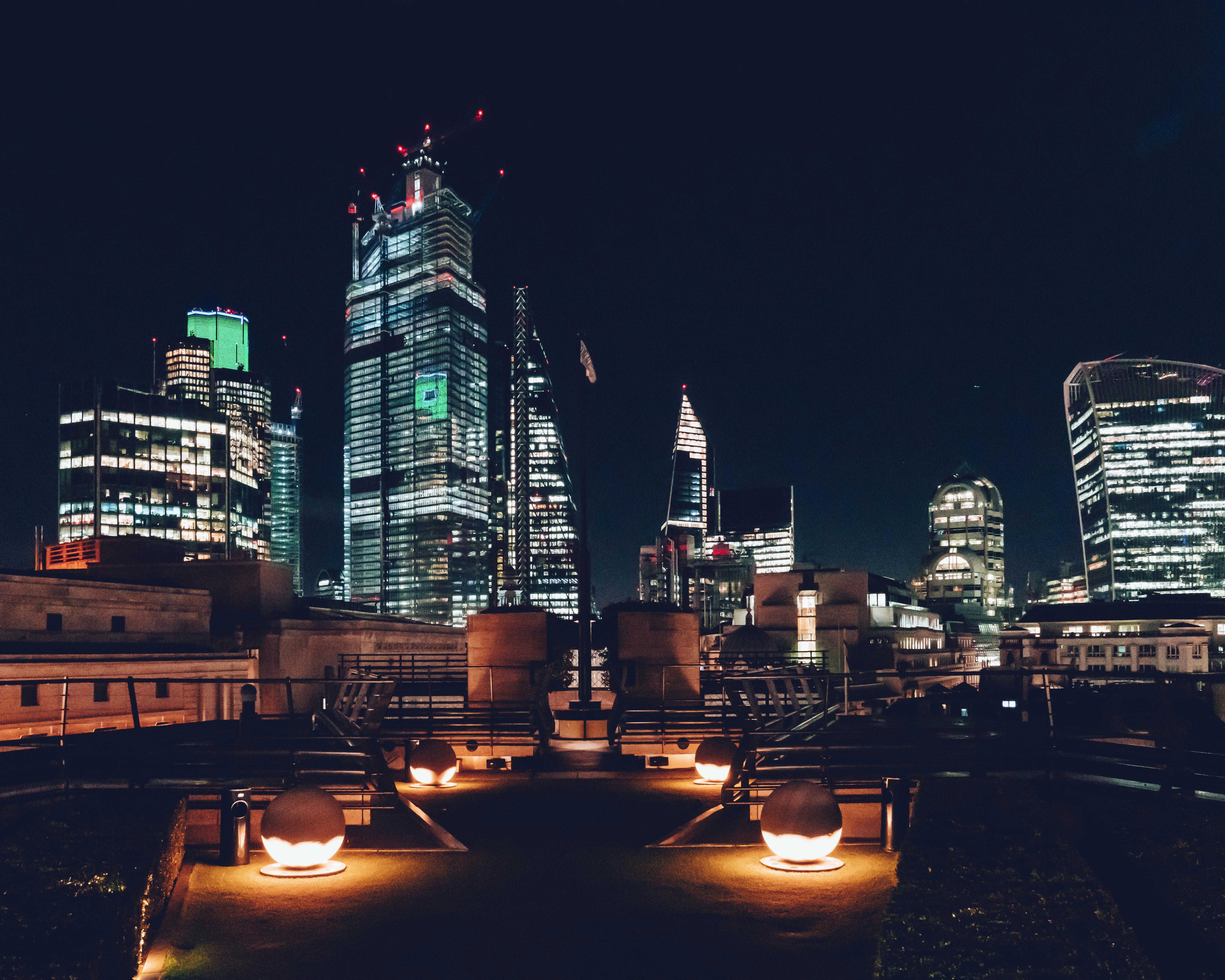 Best Shisha Lounges London: Top Halal Spots & Luxury