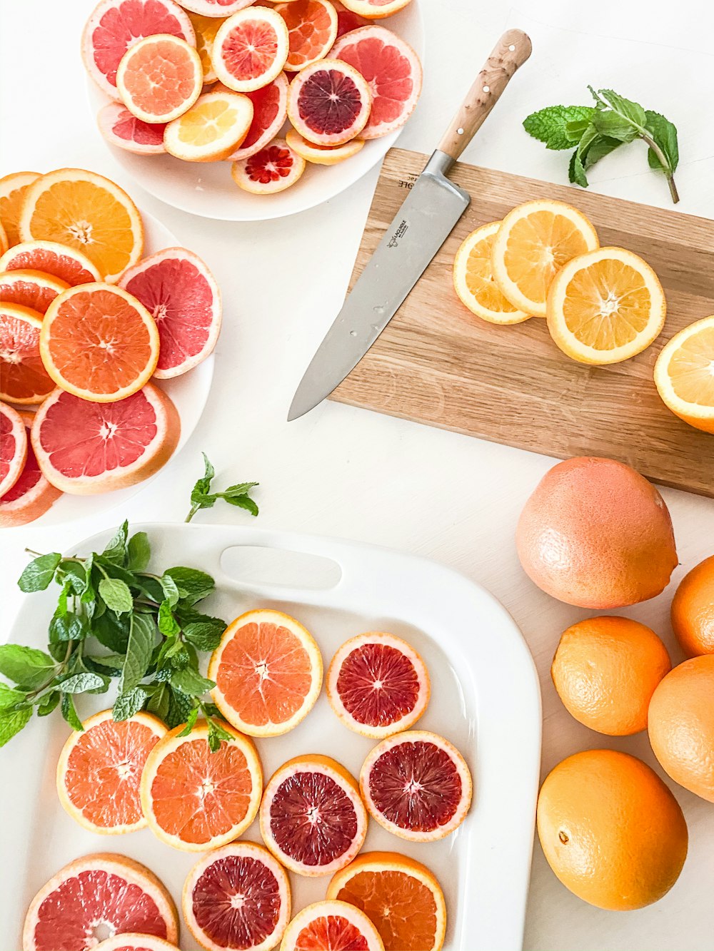 slices of grapefruits