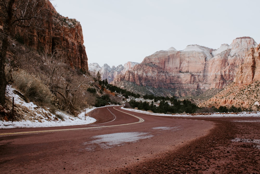 empty road