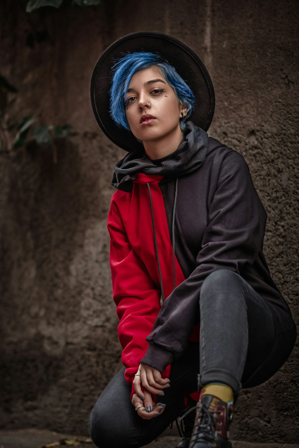 woman squat kneeling on ground