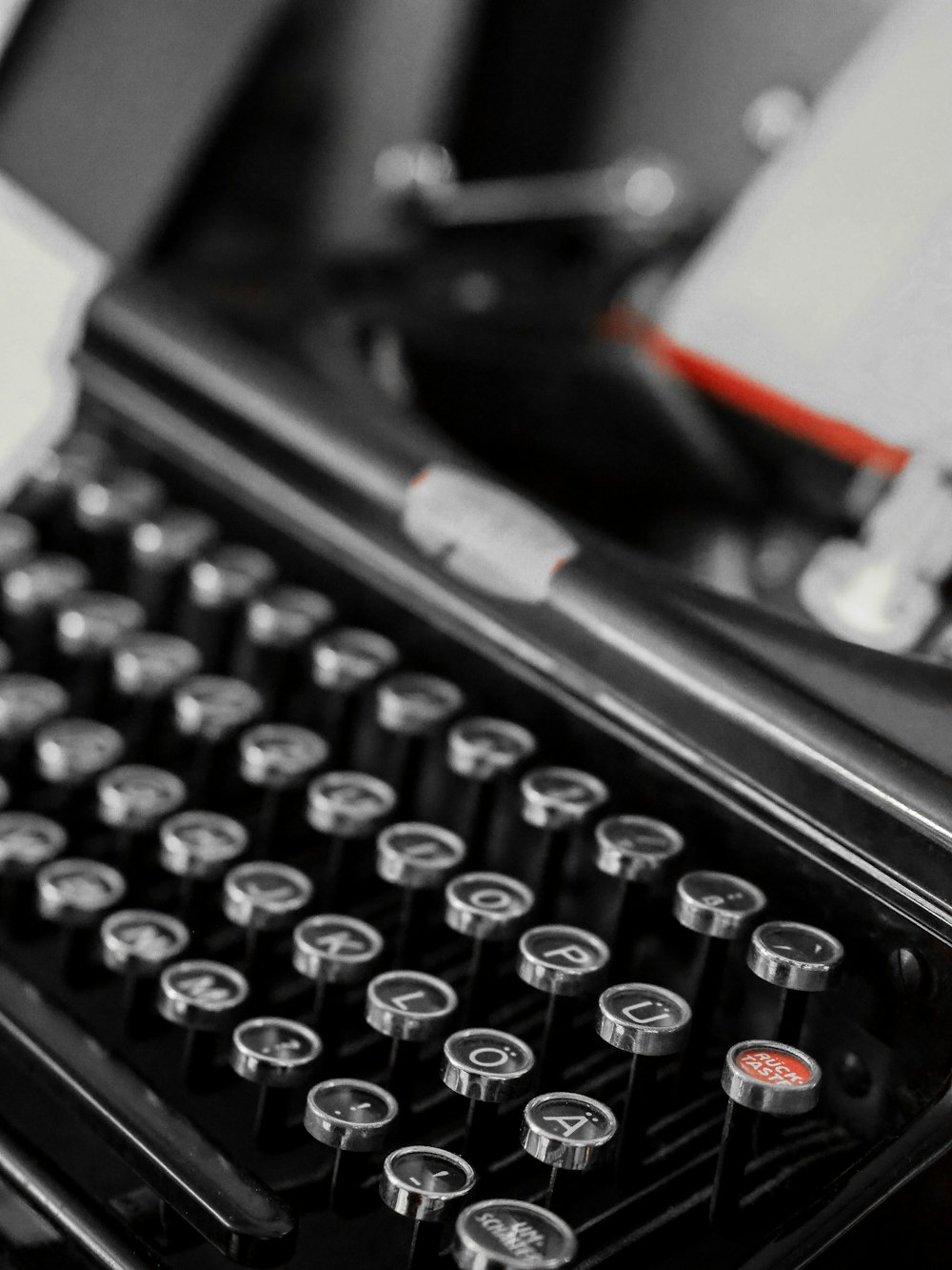 black and gray typewriter