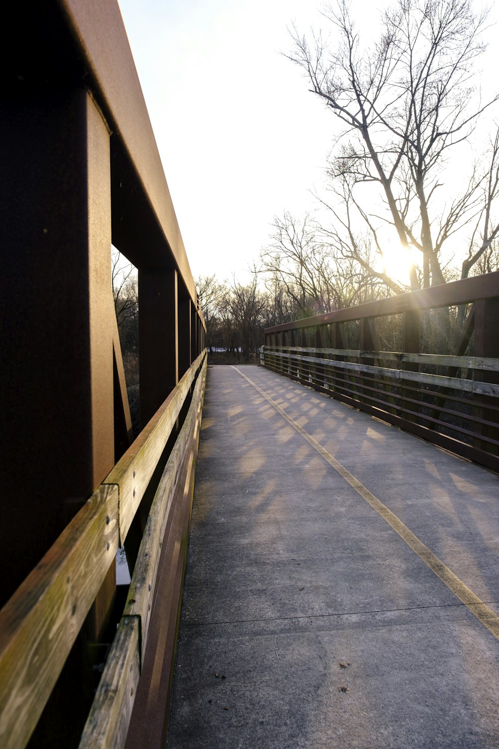 gray concrete bridge