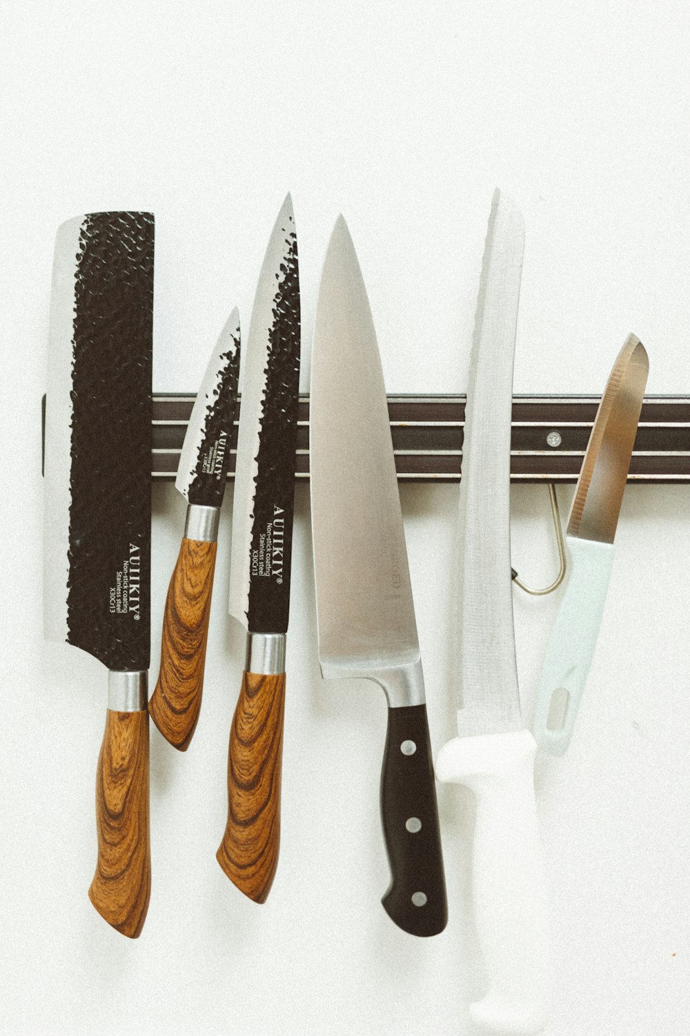 assorted-color kitchen knives