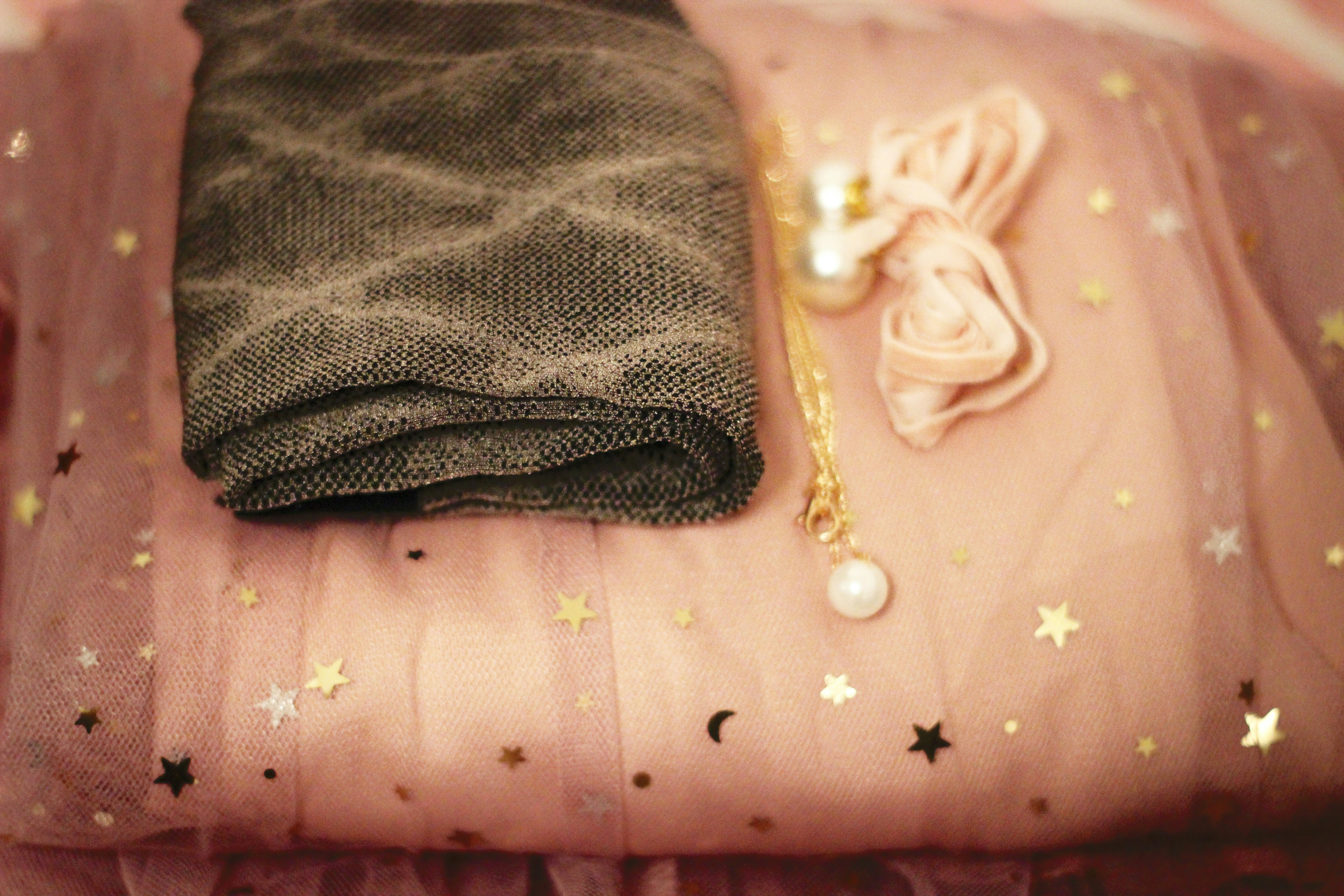 outfit stars pink 