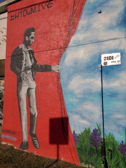 Photo 1577410581752 1e3d79734be8?q=85&w=340&h=340&fit=crop