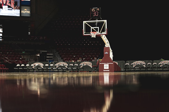 white and red basketball hoop