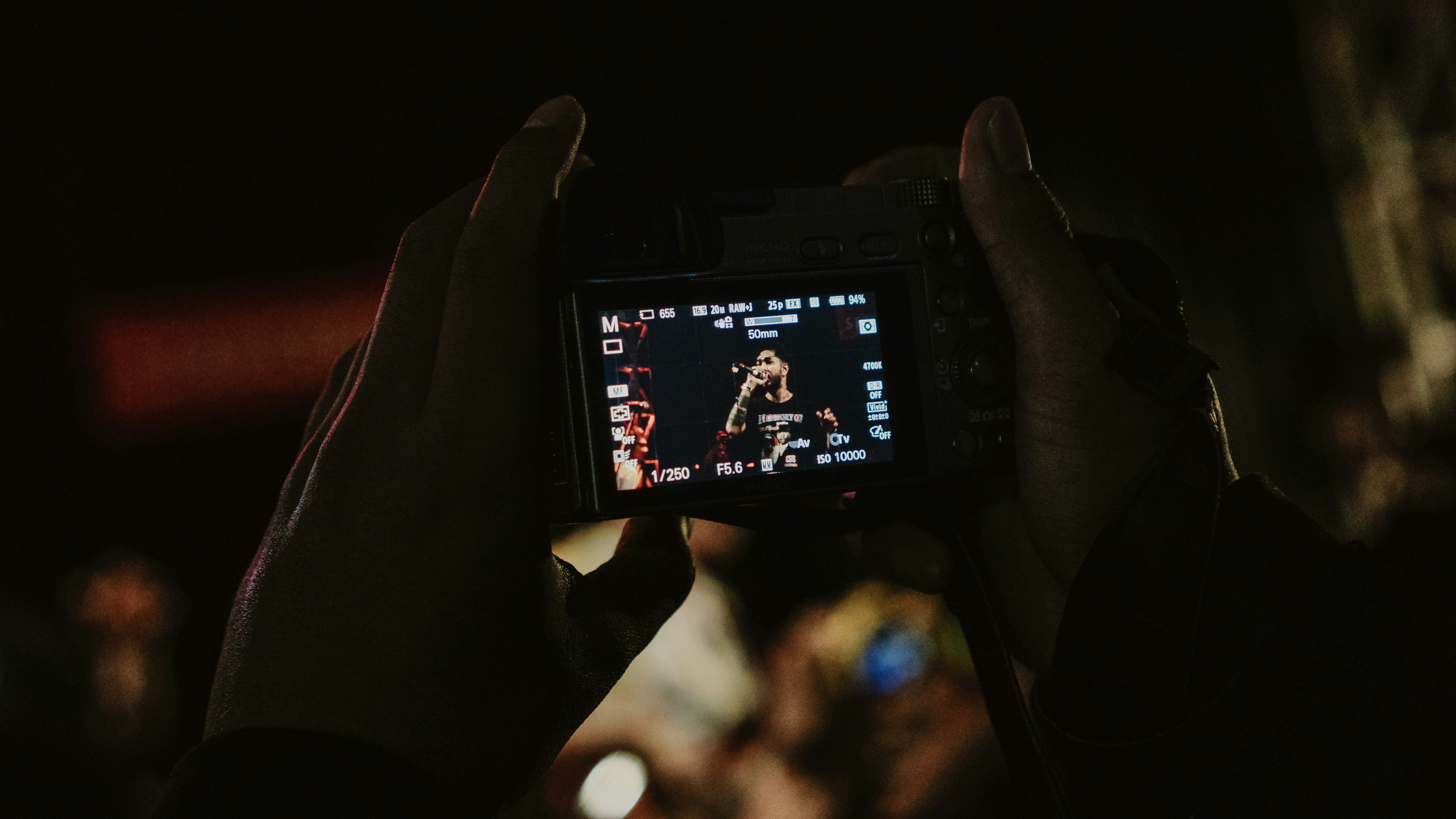 onadio leonardo caught on camera