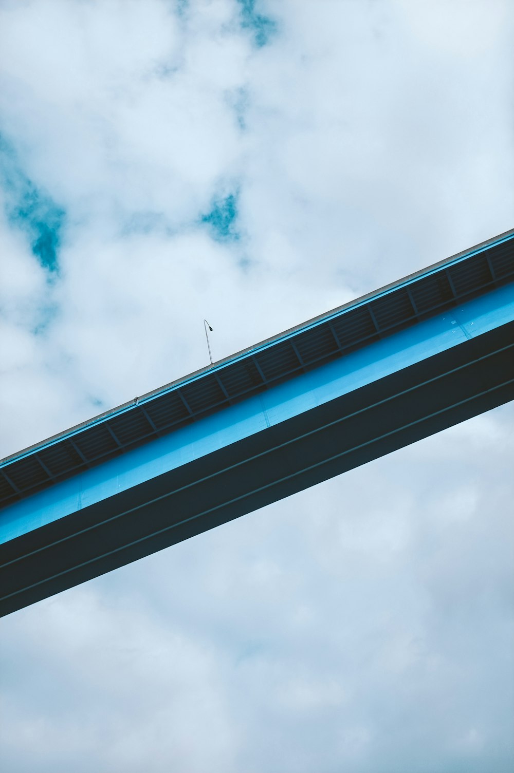 gray concrete arch during daytime